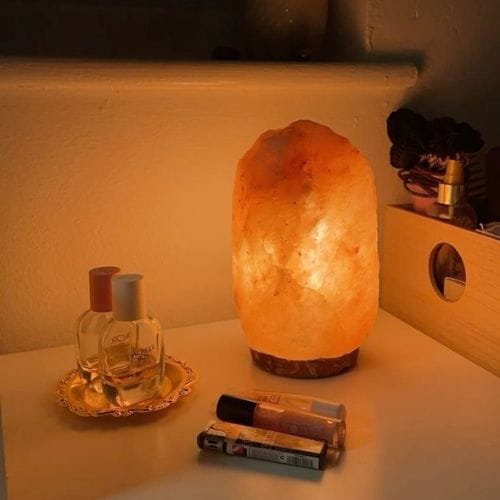 Himalayan Salt Lamps for Sleep and Stress: An Honest Light-Hygiene Guide
