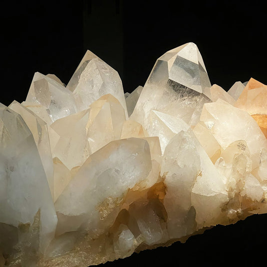 Macro shot of coarse salt crystals, illustrating the texture difference between pink and kosher salt